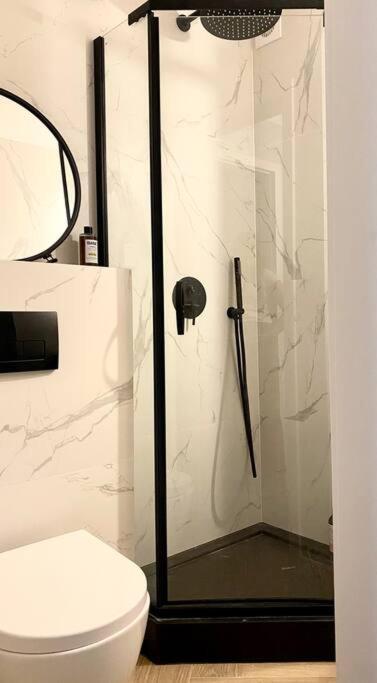 Apartment Close To Metro, 8 Minutes To Centrum And Near Airport Warsaw Ngoại thất bức ảnh